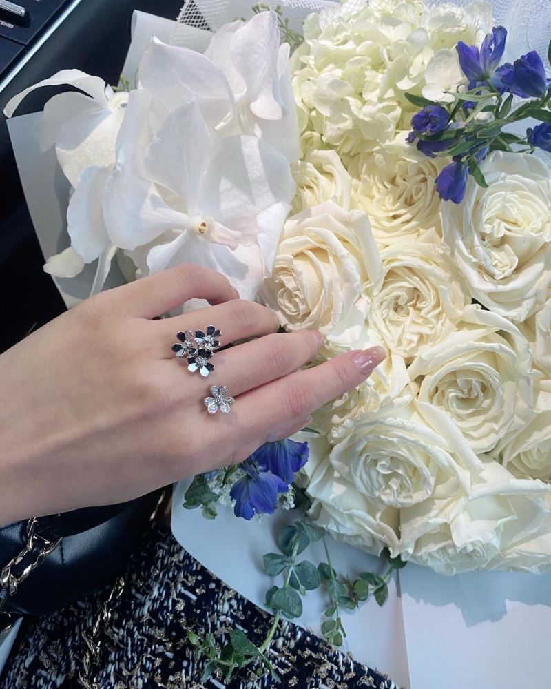Vca Rings